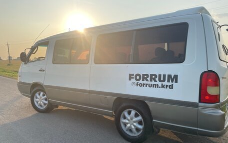 SsangYong Istana, 2003 год, 850 000 рублей, 5 фотография
