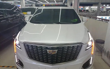 Cadillac XT5 I рестайлинг, 2022 год, 3 050 000 рублей, 2 фотография