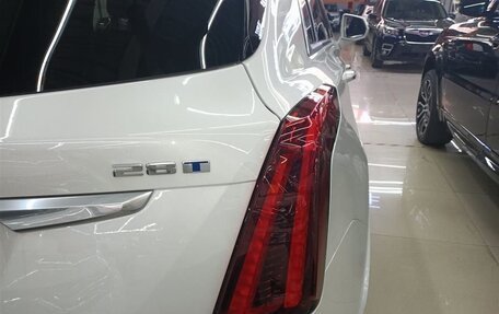 Cadillac XT5 I рестайлинг, 2022 год, 3 050 000 рублей, 7 фотография