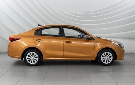 KIA Rio IV, 2017 год, 1 352 000 рублей, 8 фотография