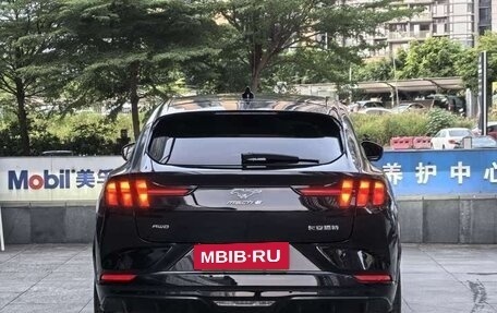 Ford Mustang Mach-E I, 2022 год, 3 570 000 рублей, 4 фотография