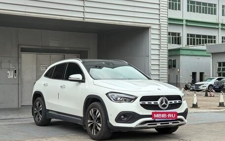 Mercedes-Benz GLA, 2022 год, 2 120 000 рублей, 3 фотография