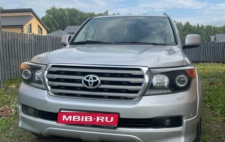 Toyota Land Cruiser 200, 2007 год, 3 000 000 рублей, 2 фотография