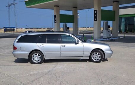 Mercedes-Benz E-Класс, 2000 год, 850 000 рублей, 5 фотография