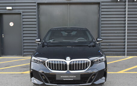 BMW 5 серия, 2023 год, 8 990 000 рублей, 2 фотография