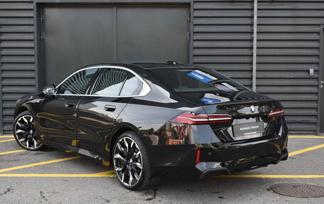 BMW 5 серия, 2023 год, 8 990 000 рублей, 6 фотография