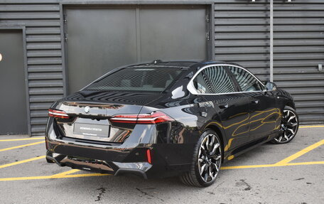 BMW 5 серия, 2023 год, 8 990 000 рублей, 7 фотография