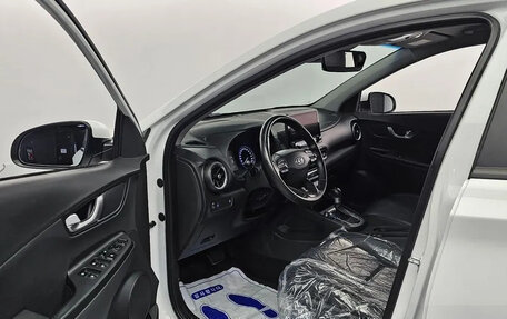 Hyundai Kona I, 2022 год, 1 700 000 рублей, 4 фотография