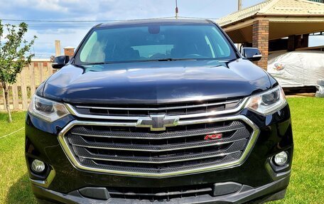 Chevrolet Traverse II, 2018 год, 2 900 000 рублей, 3 фотография