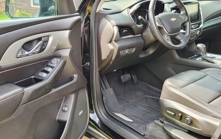 Chevrolet Traverse II, 2018 год, 2 900 000 рублей, 7 фотография