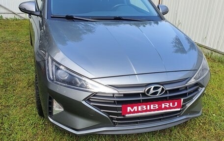 Hyundai Elantra VI рестайлинг, 2019 год, 1 750 000 рублей, 2 фотография