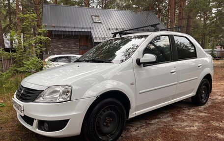 Renault Logan I, 2011 год, 615 000 рублей, 2 фотография