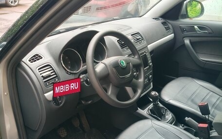 Skoda Yeti I рестайлинг, 2013 год, 1 400 000 рублей, 6 фотография