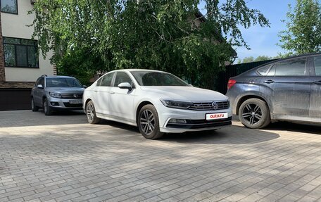 Volkswagen Passat B8 рестайлинг, 2017 год, 2 200 000 рублей, 3 фотография