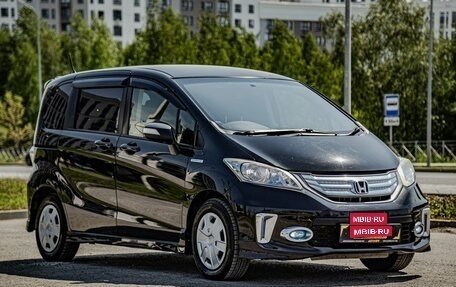 Honda Freed I, 2013 год, 1 155 000 рублей, 1 фотография