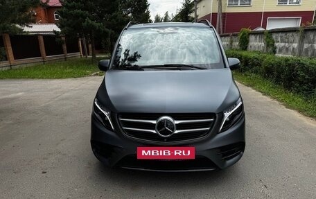 Mercedes-Benz V-Класс, 2018 год, 5 500 000 рублей, 2 фотография