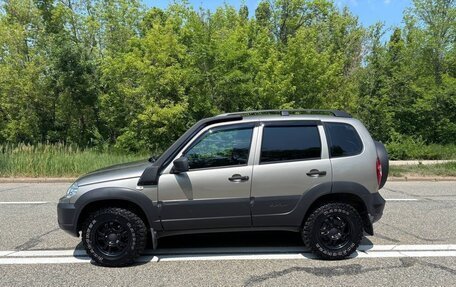 Chevrolet Niva I рестайлинг, 2018 год, 1 250 000 рублей, 3 фотография