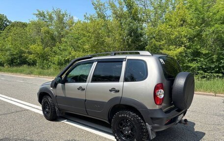 Chevrolet Niva I рестайлинг, 2018 год, 1 250 000 рублей, 4 фотография