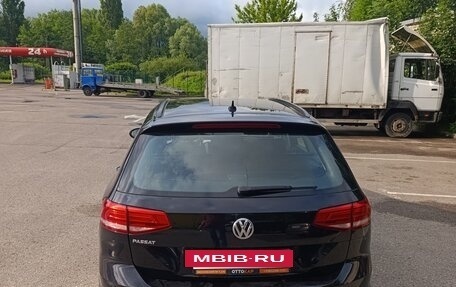 Volkswagen Passat B8 рестайлинг, 2018 год, 1 950 000 рублей, 4 фотография