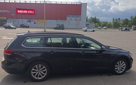 Volkswagen Passat B8 рестайлинг, 2018 год, 1 950 000 рублей, 3 фотография