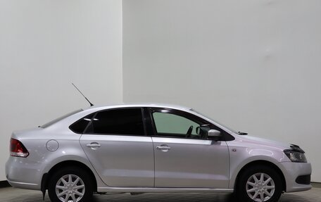 Volkswagen Polo VI (EU Market), 2011 год, 500 000 рублей, 4 фотография