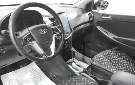 Hyundai Solaris II рестайлинг, 2011 год, 649 000 рублей, 6 фотография