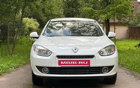 Renault Fluence I, 2011 год, 820 000 рублей, 2 фотография