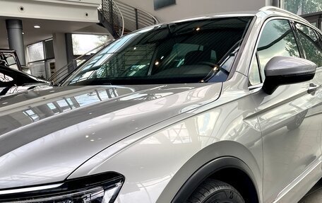 Volkswagen Tiguan II, 2018 год, 2 700 000 рублей, 9 фотография