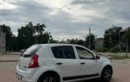Renault Sandero I, 2010 год, 490 000 рублей, 2 фотография