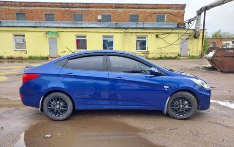 Hyundai Solaris II рестайлинг, 2012 год, 950 000 рублей, 2 фотография