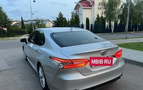 Toyota Camry, 2018 год, 2 649 000 рублей, 6 фотография