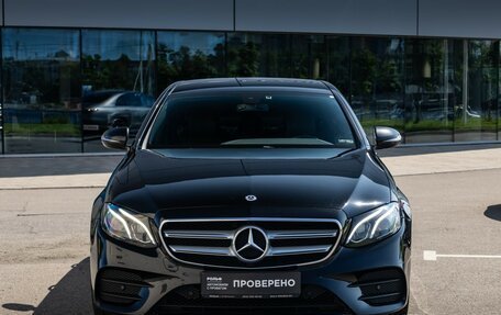 Mercedes-Benz E-Класс, 2019 год, 2 821 500 рублей, 4 фотография