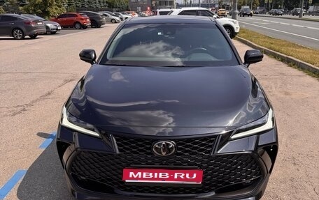 Toyota Avalon, 2022 год, 4 100 000 рублей, 1 фотография