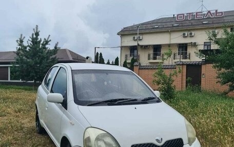 Toyota Vitz, 2003 год, 370 000 рублей, 2 фотография
