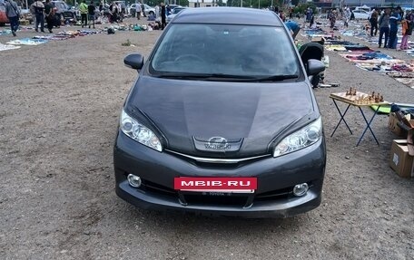 Toyota Wish II, 2016 год, 1 600 000 рублей, 2 фотография