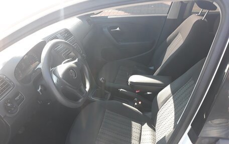 Volkswagen Polo VI (EU Market), 2018 год, 1 060 000 рублей, 3 фотография