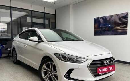 Hyundai Elantra VI рестайлинг, 2016 год, 1 370 000 рублей, 2 фотография