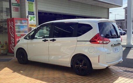 Honda Freed II, 2022 год, 1 423 000 рублей, 4 фотография