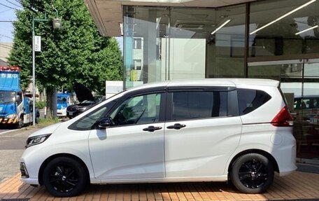 Honda Freed II, 2022 год, 1 423 000 рублей, 8 фотография