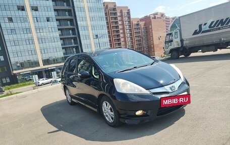 Honda Fit Shuttle I рестайлинг, 2011 год, 825 000 рублей, 2 фотография