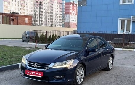 Honda Accord IX рестайлинг, 2013 год, 1 750 000 рублей, 2 фотография