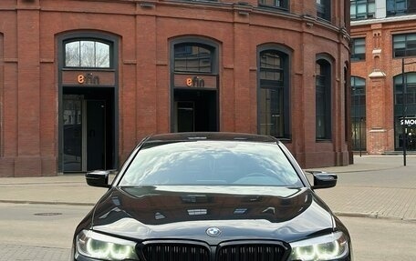 BMW 5 серия, 2018 год, 2 950 000 рублей, 3 фотография