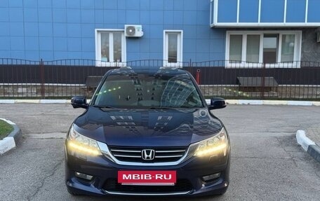 Honda Accord IX рестайлинг, 2013 год, 1 750 000 рублей, 3 фотография