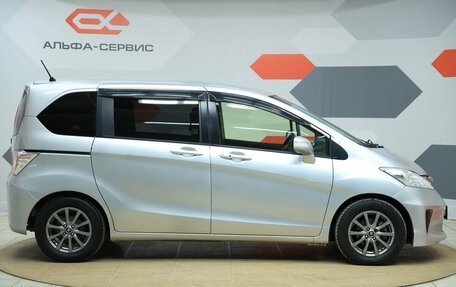 Honda Freed I, 2015 год, 1 190 000 рублей, 4 фотография
