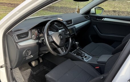 Skoda Superb III рестайлинг, 2016 год, 1 487 000 рублей, 3 фотография