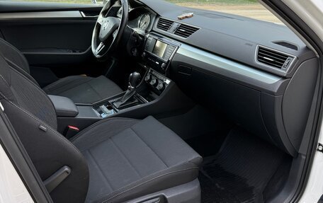 Skoda Superb III рестайлинг, 2016 год, 1 487 000 рублей, 2 фотография