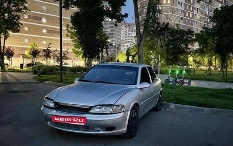 Opel Vectra B рестайлинг, 1998 год, 130 000 рублей, 3 фотография
