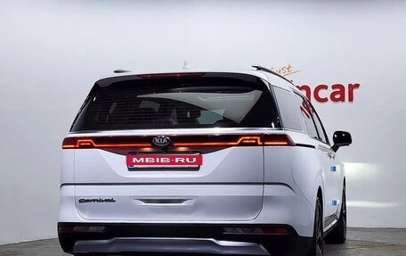 KIA Carnival, 2021 год, 2 960 017 рублей, 4 фотография