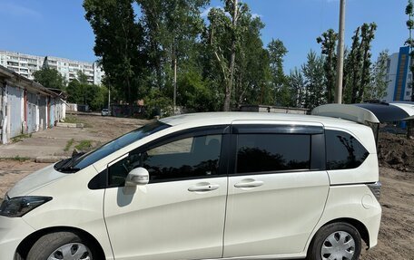 Honda Freed I, 2012 год, 1 350 000 рублей, 4 фотография