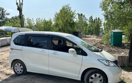 Honda Freed I, 2012 год, 1 350 000 рублей, 2 фотография